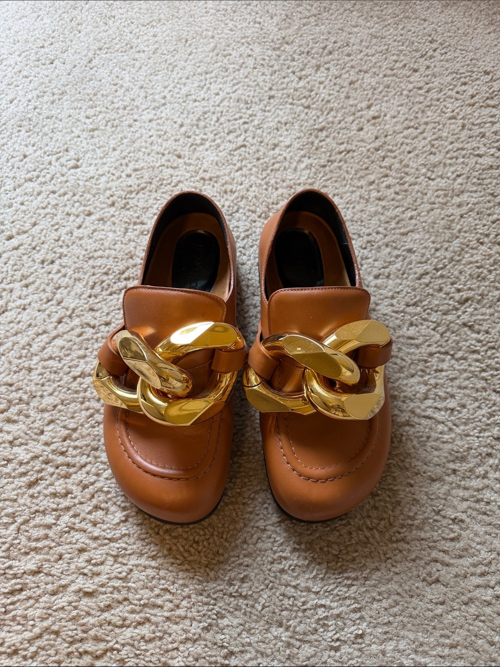 JW ANDERSON Tan Leather Loafers with Oversized Gold Chain